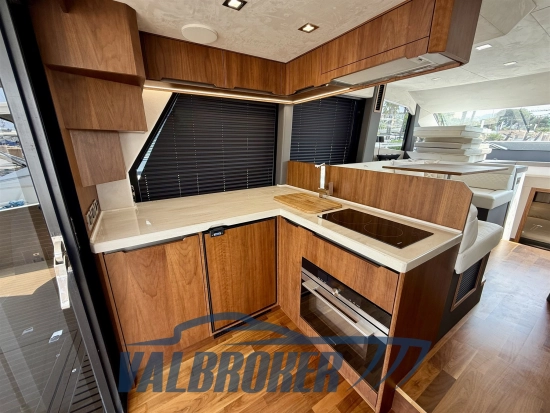 Galeon 460 fly usata in vendita