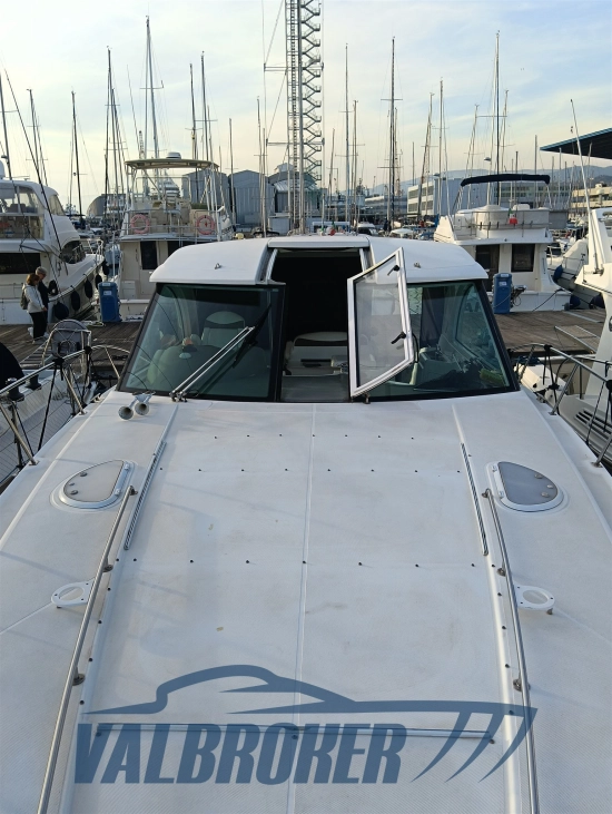 Cruisers Yachts 390 SC usata in vendita