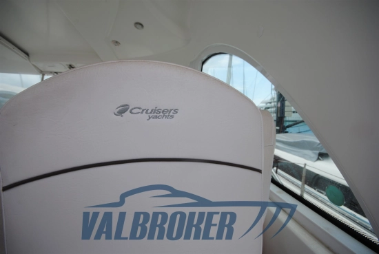 Cruisers Yachts 390 SC usata in vendita