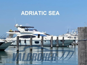 Azimut 68 usado à venda