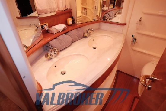 Azimut 68 usata in vendita