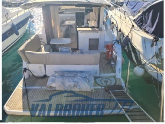 Sealine C330 de segunda mano en venta