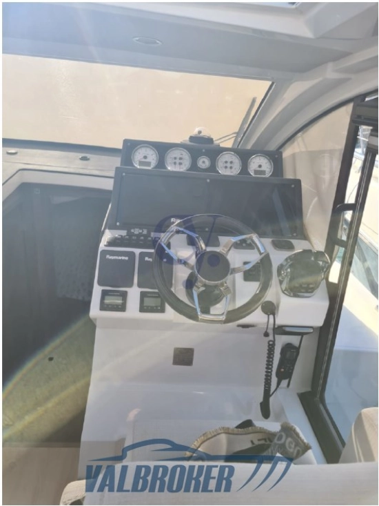 Sealine C330 de segunda mano en venta