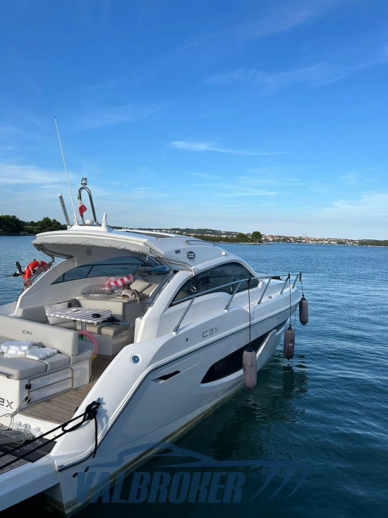Sessa Marine C3X Hard top usata in vendita