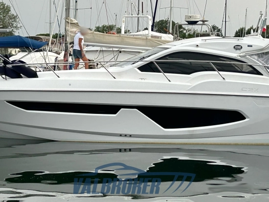 Sessa Marine C3X Hard top usata in vendita
