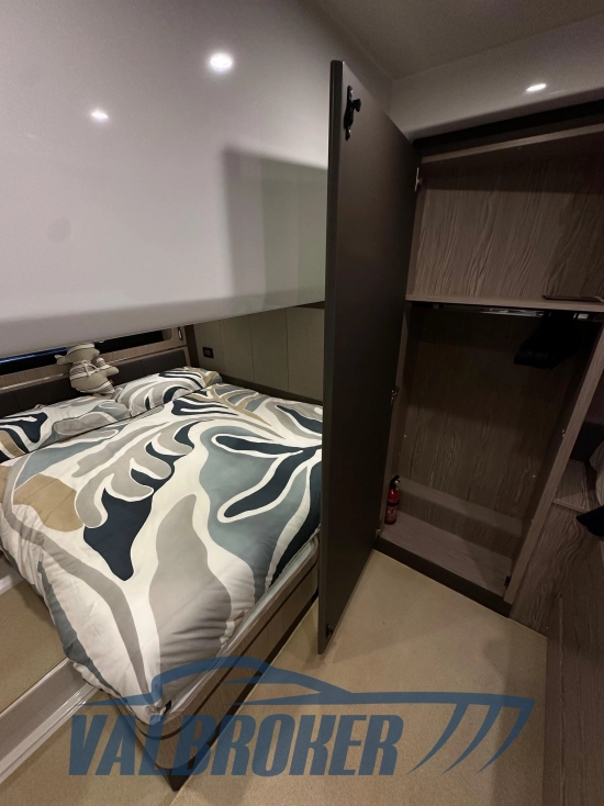 Azimut Atlantis 43 usata in vendita