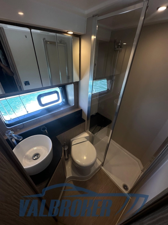 Azimut Atlantis 43 usata in vendita