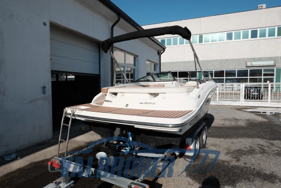 Sea Ray SPX 190 usado à venda