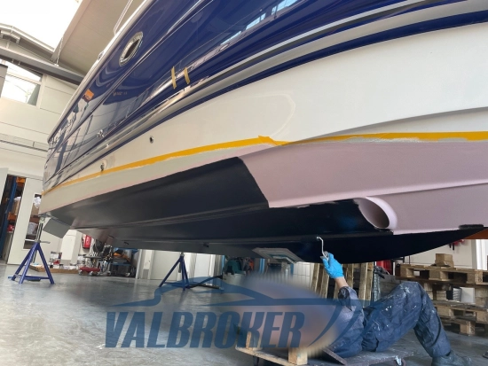 Monterey 250 Cruiser usata in vendita