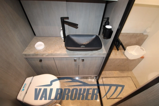 Cranchi A46 Luxury Tender usata in vendita
