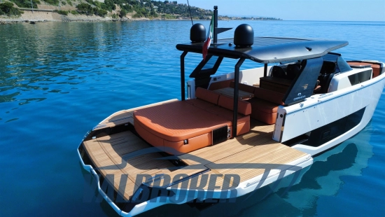 Cranchi A46 Luxury Tender usata in vendita