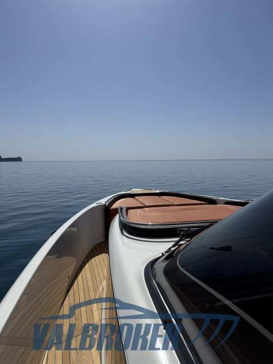 Cranchi A46 Luxury Tender usata in vendita