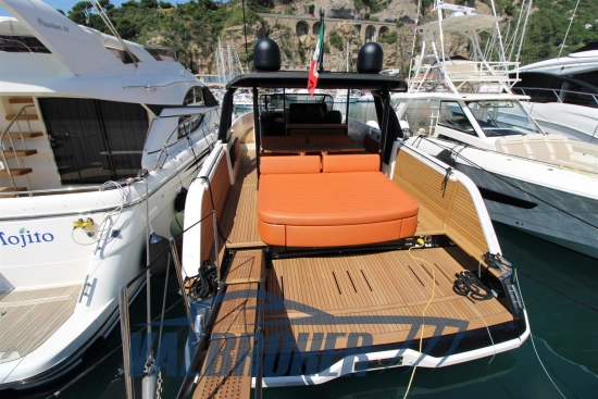 Cranchi A46 Luxury Tender usata in vendita