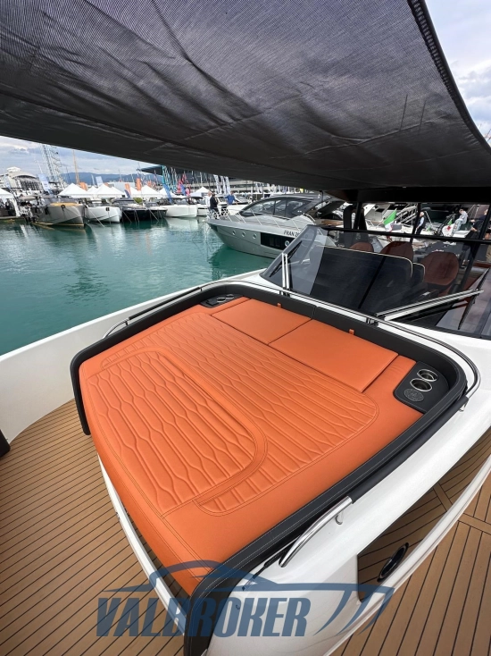 Cranchi A46 Luxury Tender usata in vendita