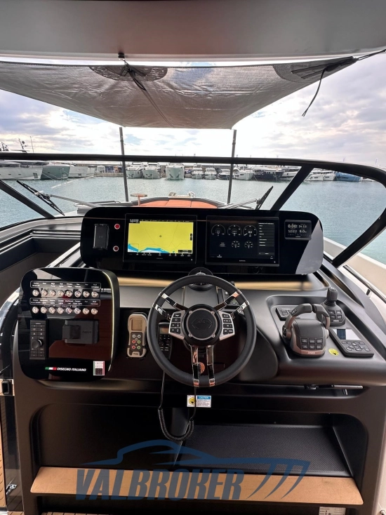 Cranchi A46 Luxury Tender usata in vendita