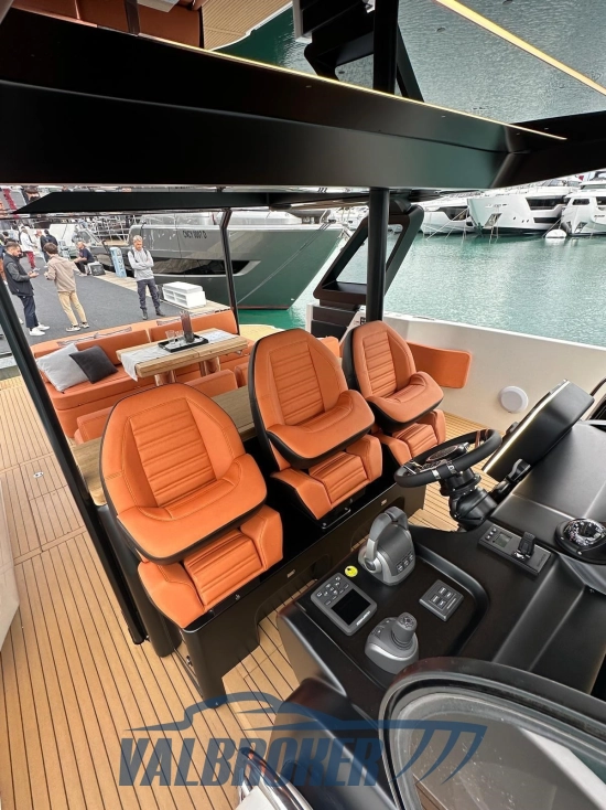 Cranchi A46 Luxury Tender usata in vendita