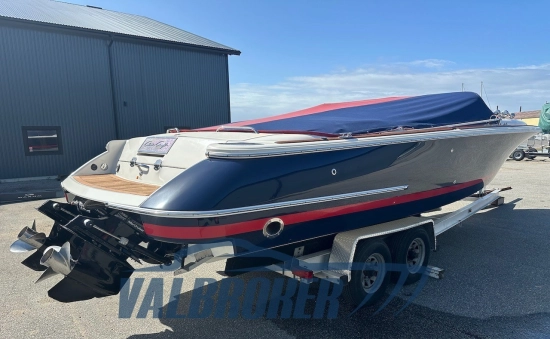 Chris Craft CORSAIR 28 usado à venda
