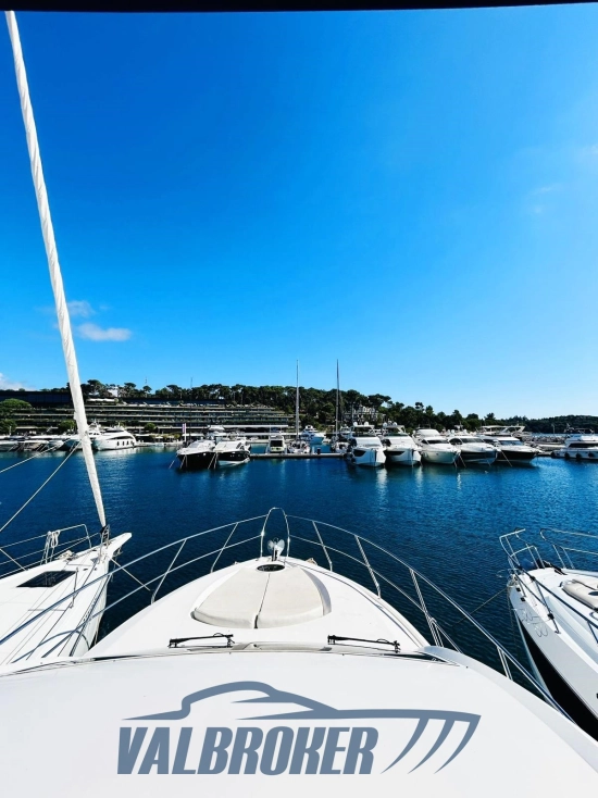 Gulf Craft Majesty Yachts 50 de segunda mano en venta