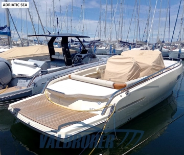 Invictus Yacht GT 280 usata in vendita