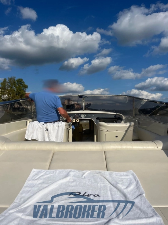 Riva SAINT TROPEZ usata in vendita