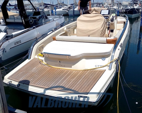 Invictus Yacht GT 280 de segunda mano en venta