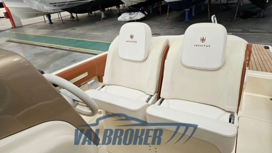 Invictus Yacht SX280 de segunda mano en venta