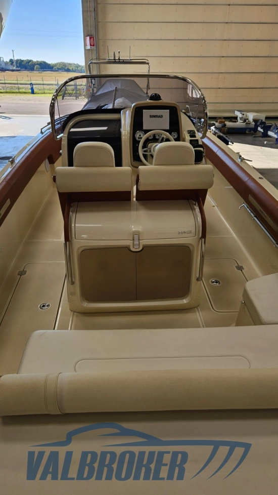 Invictus Yacht SX280 de segunda mano en venta