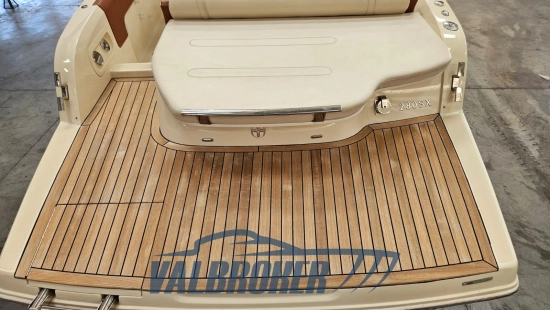 Invictus Yacht SX280 de segunda mano en venta