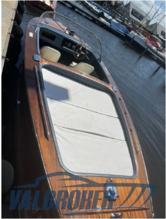 Boesch 580 Acapulco De Luxe usado à venda