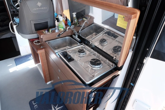 Jeanneau Merry Fisher 895 de segunda mano en venta