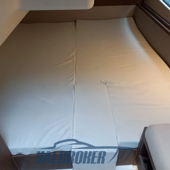 Sealine C335V de segunda mano en venta