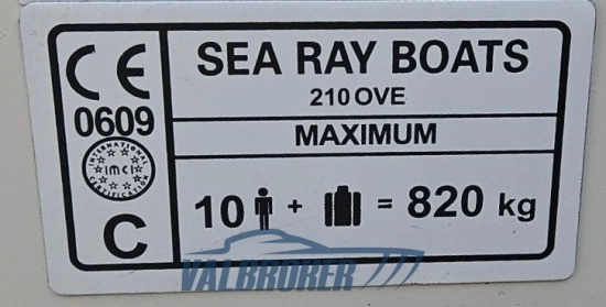 Sea Ray 210 OVERNIGHTER de segunda mano en venta