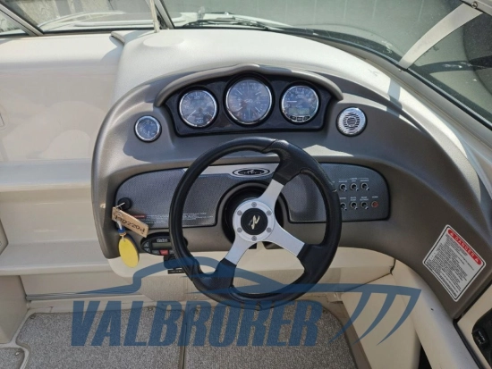 Sea Ray 210 OVERNIGHTER de segunda mano en venta