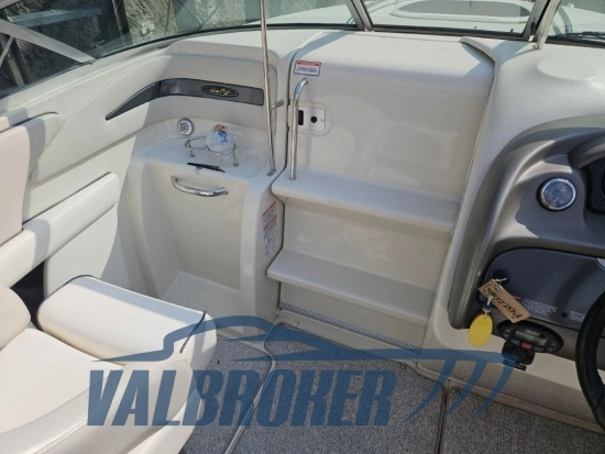 Sea Ray 210 OVERNIGHTER de segunda mano en venta