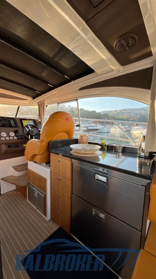 Marex 360 Cabriolet Cruiser usata in vendita