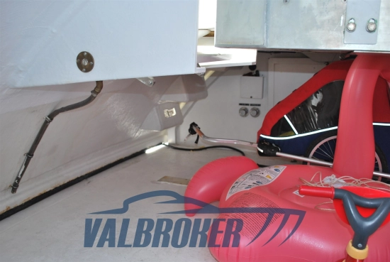 Overmarine Mangusta 72 usado à venda