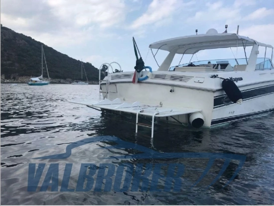 Magnum Marine 53 Sport usata in vendita