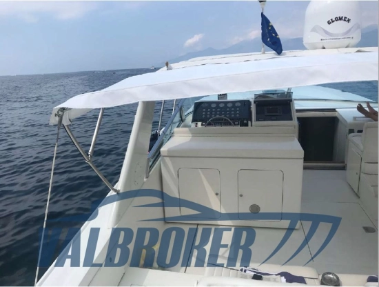 Magnum Marine 53 Sport usata in vendita