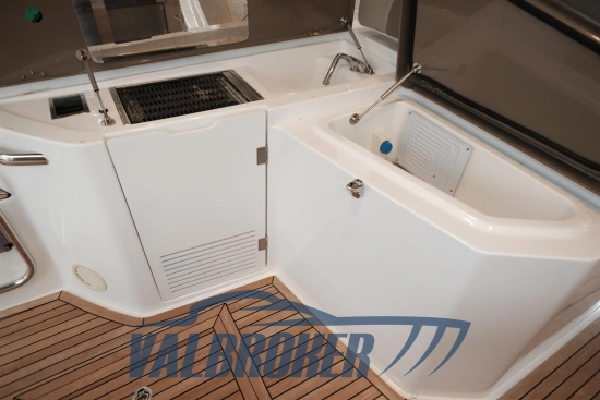 Azimut Atlantis 43 usata in vendita