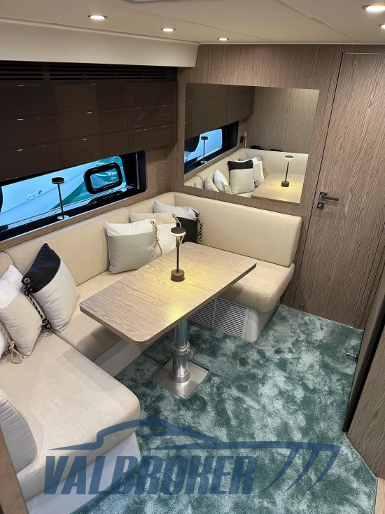 Azimut Atlantis 43 usata in vendita