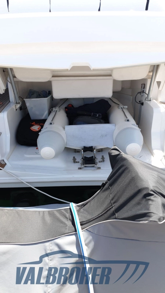 Azimut Atlantis 43 usata in vendita