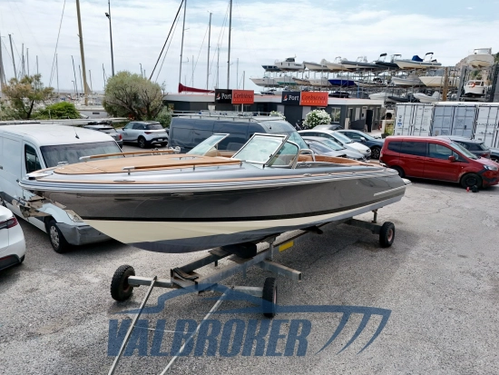 Chris Craft CORSAIR 27 usata in vendita