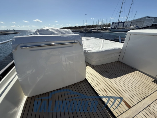Prestige 460 Fly usado à venda