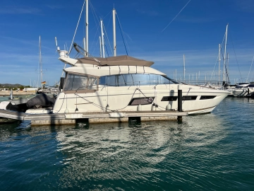 Jeanneau Prestige 500 Fly preowned for sale