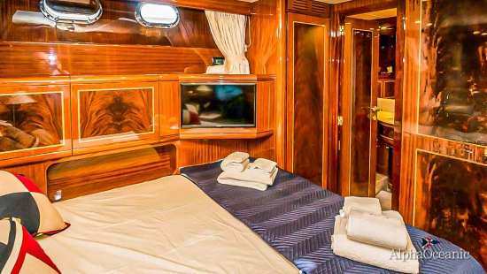Mangusta 80 open usado à venda