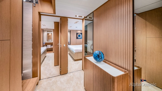 Ferretti 1000 usata in vendita