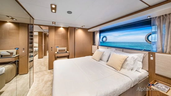 Ferretti 1000 usata in vendita