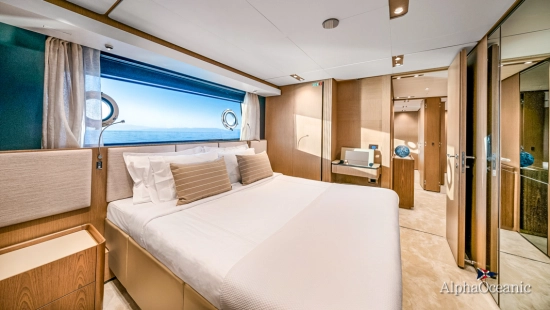 Ferretti 1000 usata in vendita