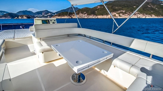 Ferretti 690 usado à venda