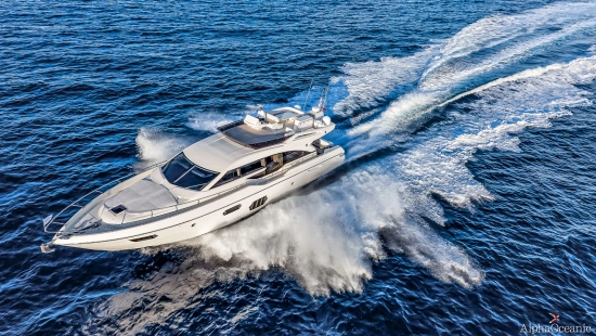 Ferretti 690 usado à venda